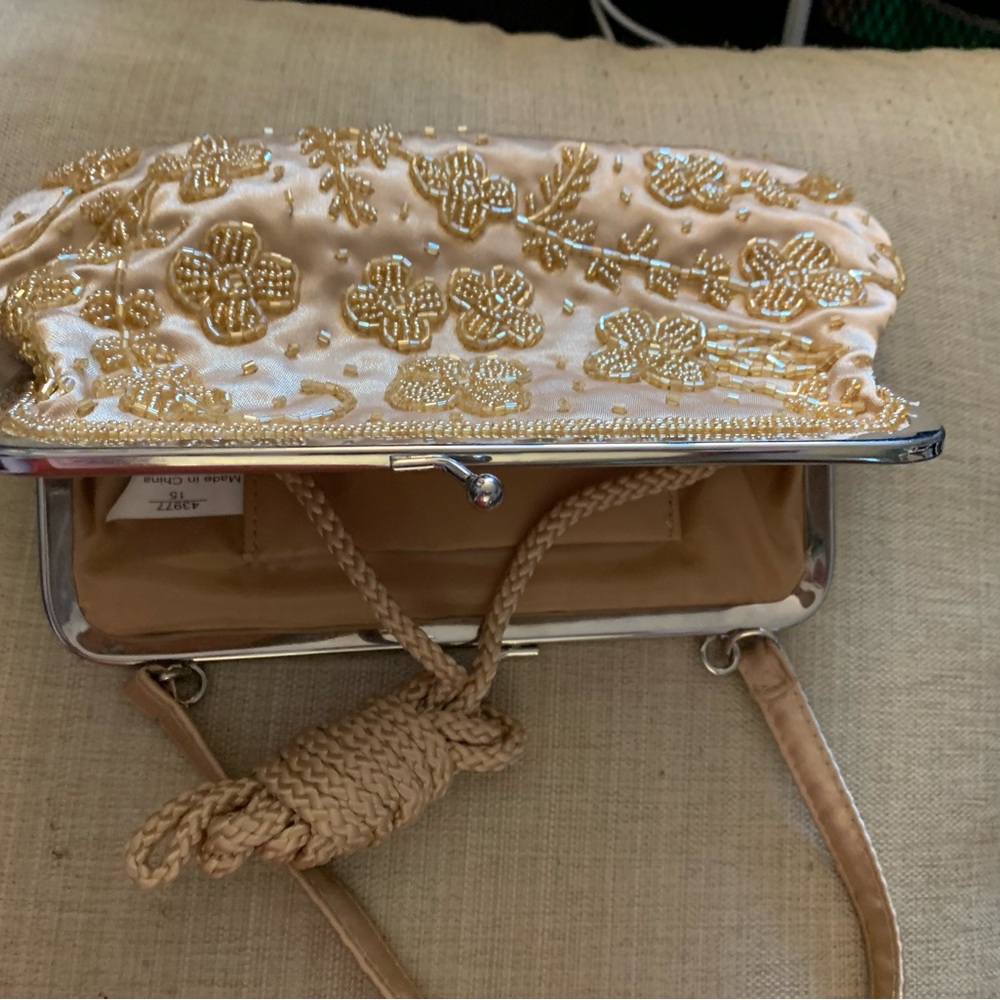 Vintage Beaded Floral Clutch